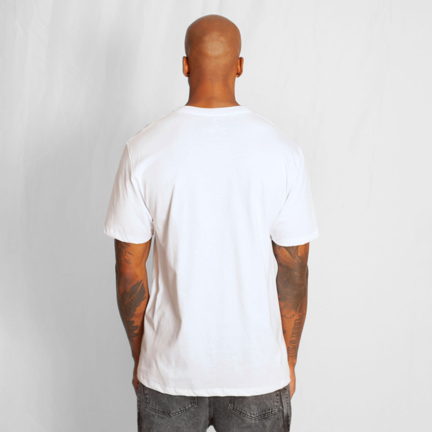 Camiseta Regular Hombre Blanca Buds