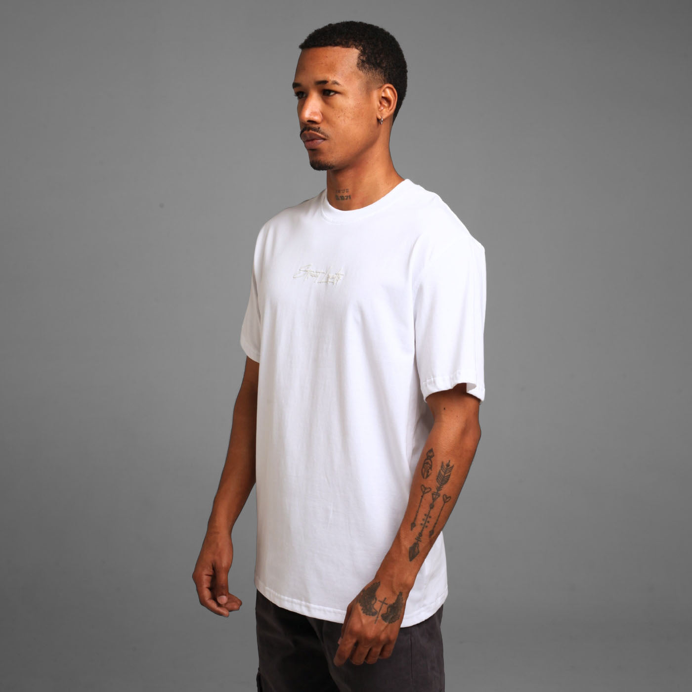 Camiseta Regular Fit Blanca Buds