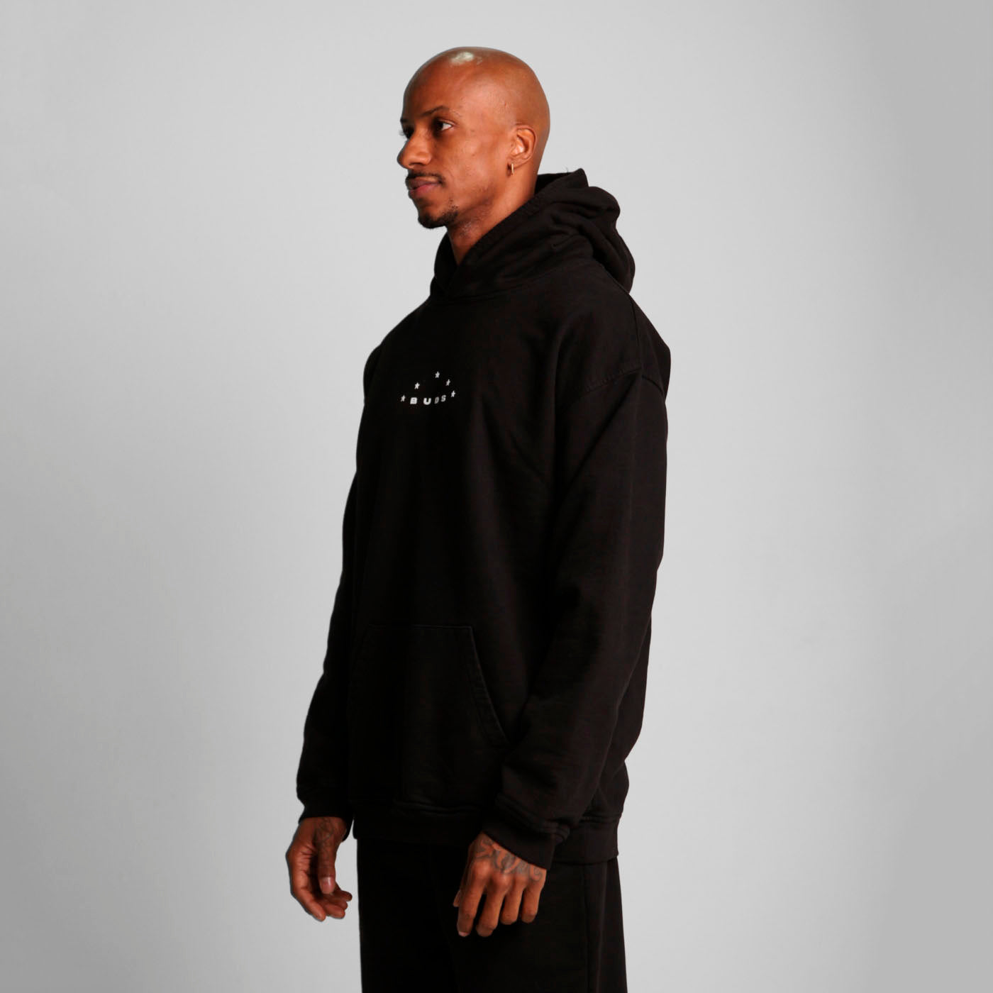 Buzo Hoodie Negro Tela Alto Gramaje 400G