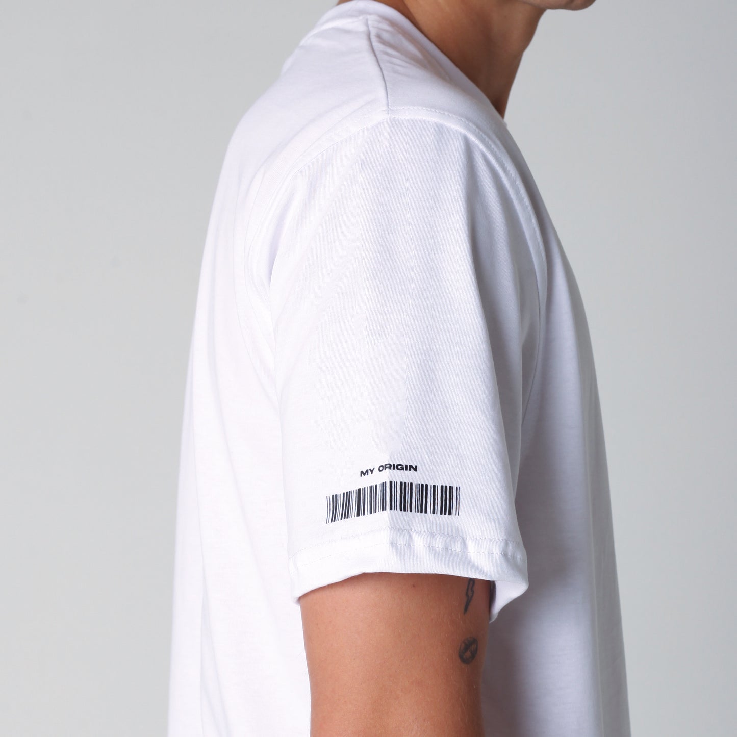 Camiseta Regular Hombre Blanca Buds