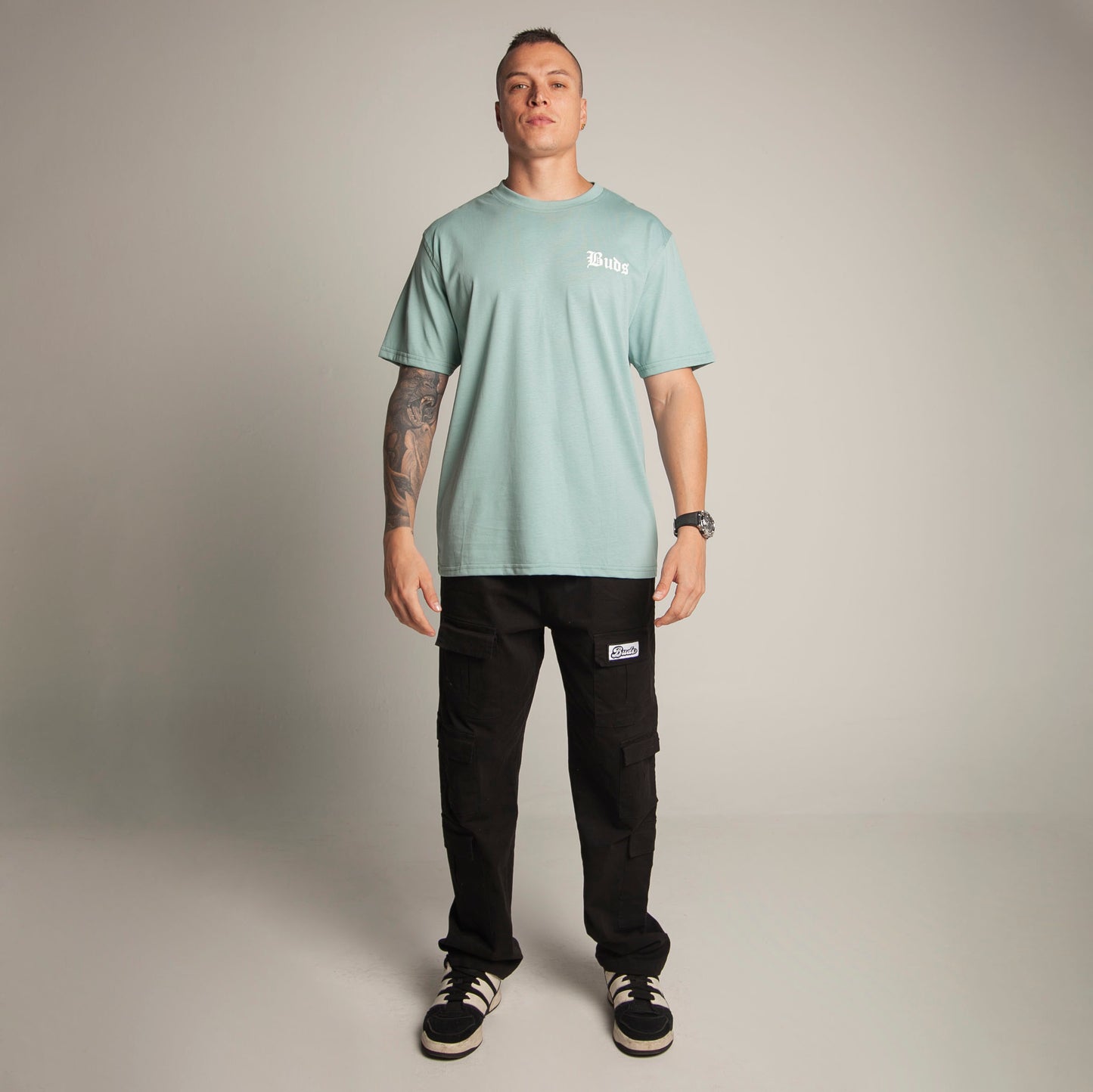 Camiseta Regular Hombre Azul Claro Buds