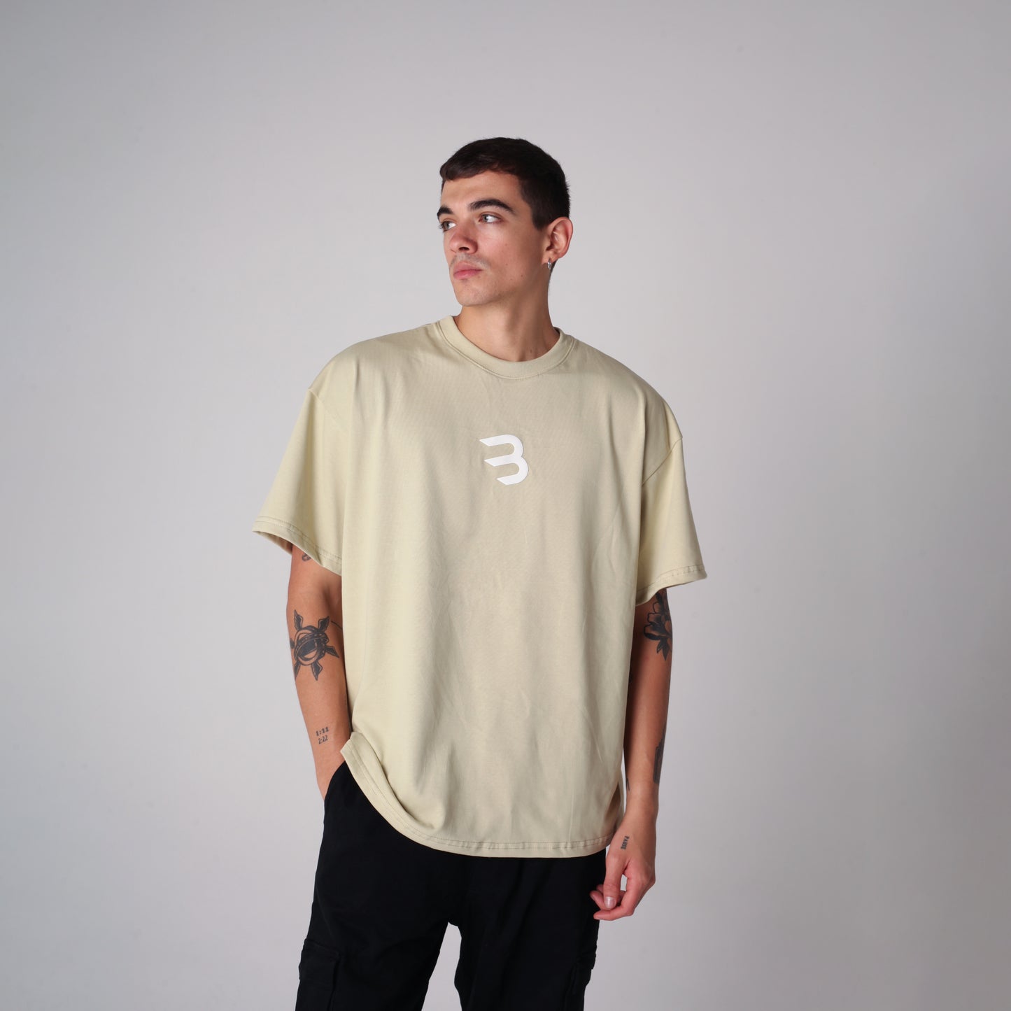 Camiseta Semi Oversize Hombre Verde Claro Alto Gramaje 250G