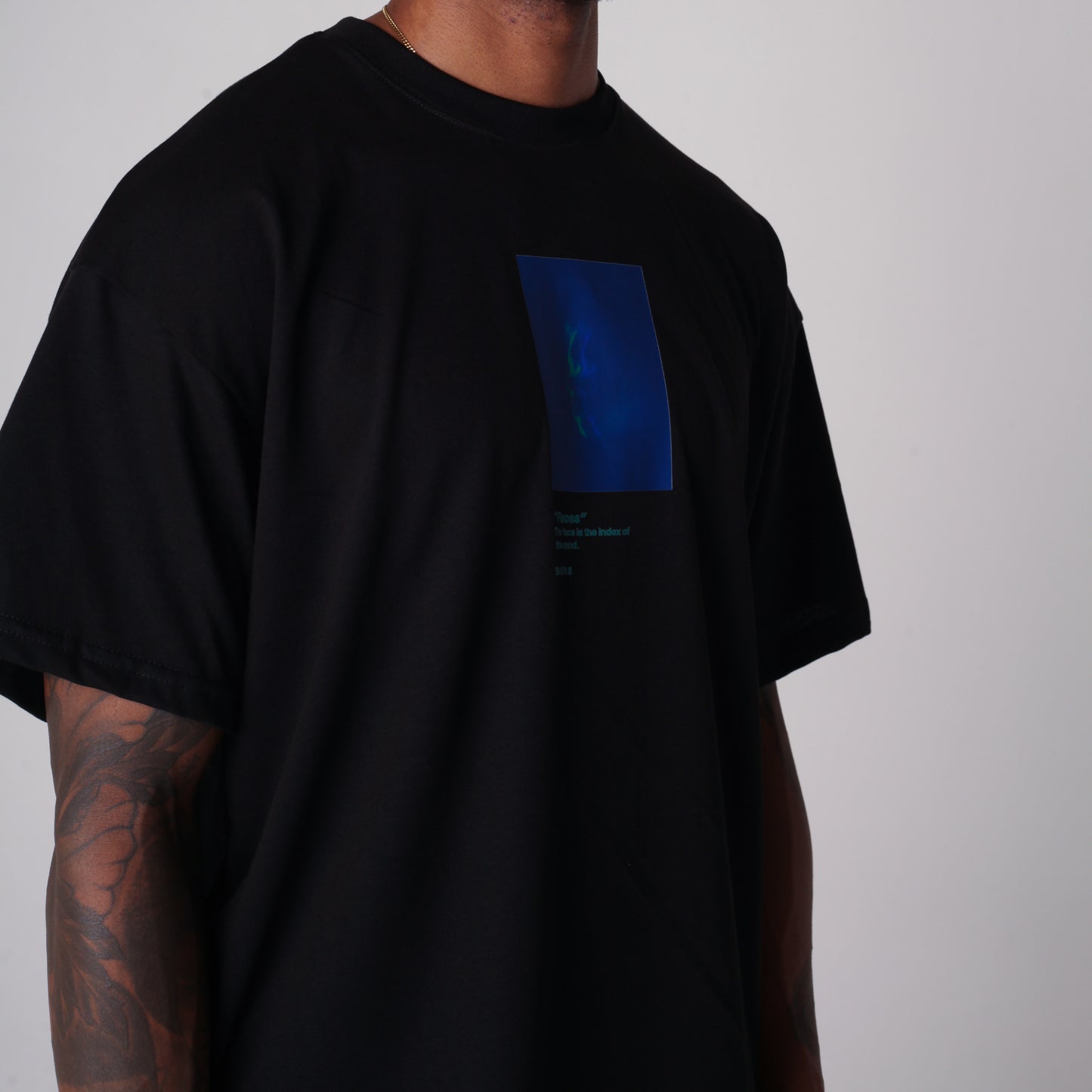 Camiseta Semi Oversize Hombre Negra Alto Gramaje 250G