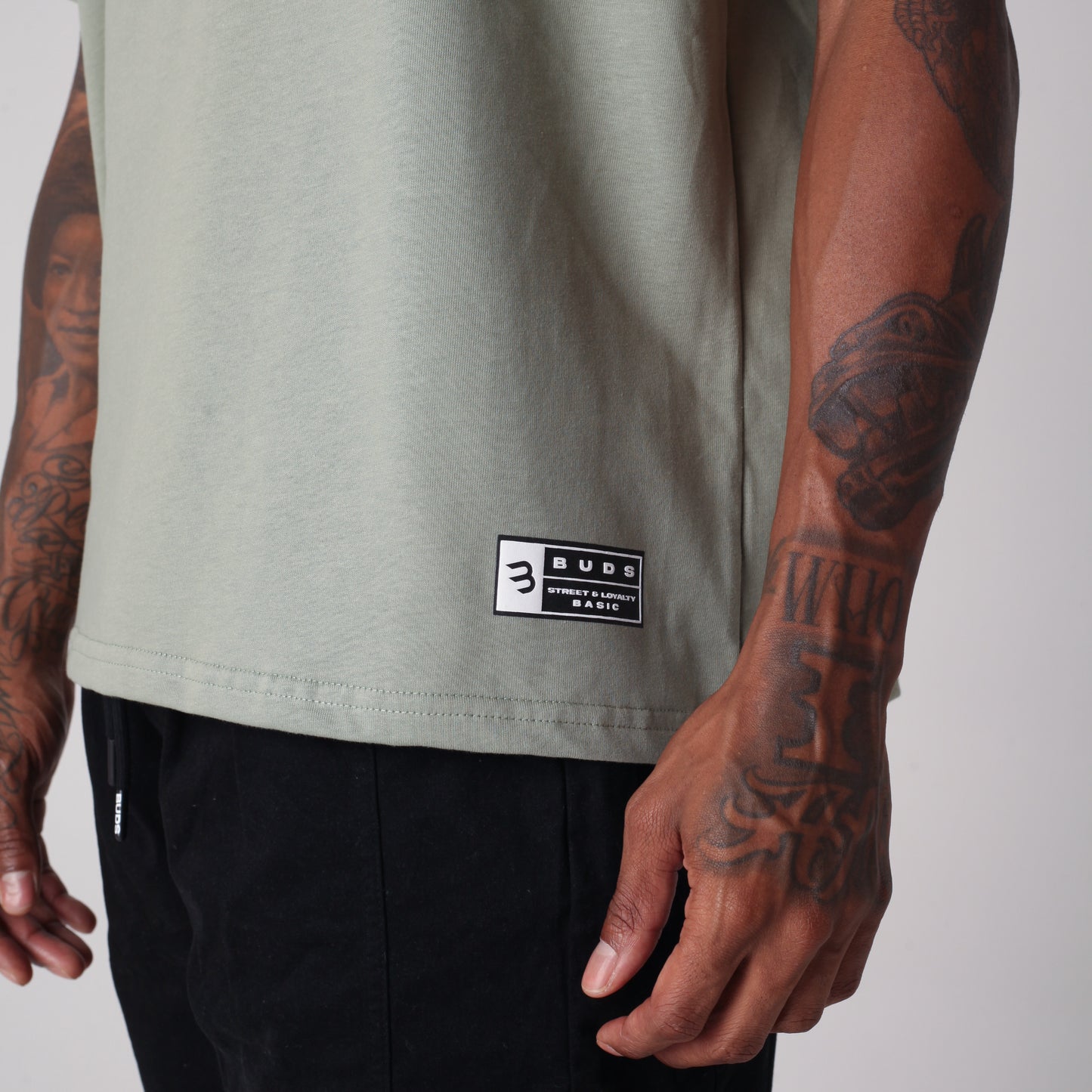 Camiseta Básica Semi Oversize Hombre Verde Alto Gramaje 250G