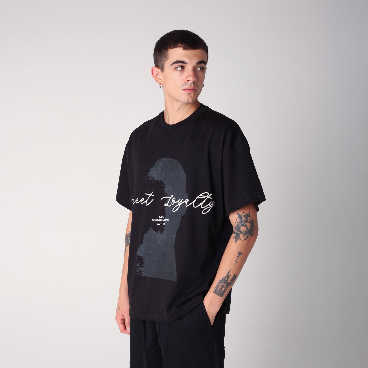 Camiseta Semi Oversize Hombre Negra Alto Gramaje 250G
