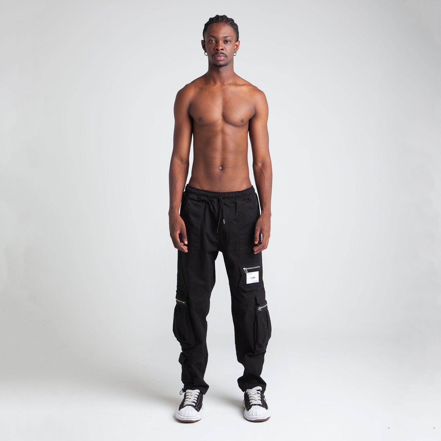 Pantalón Cargo Bota Recta Negro Buds