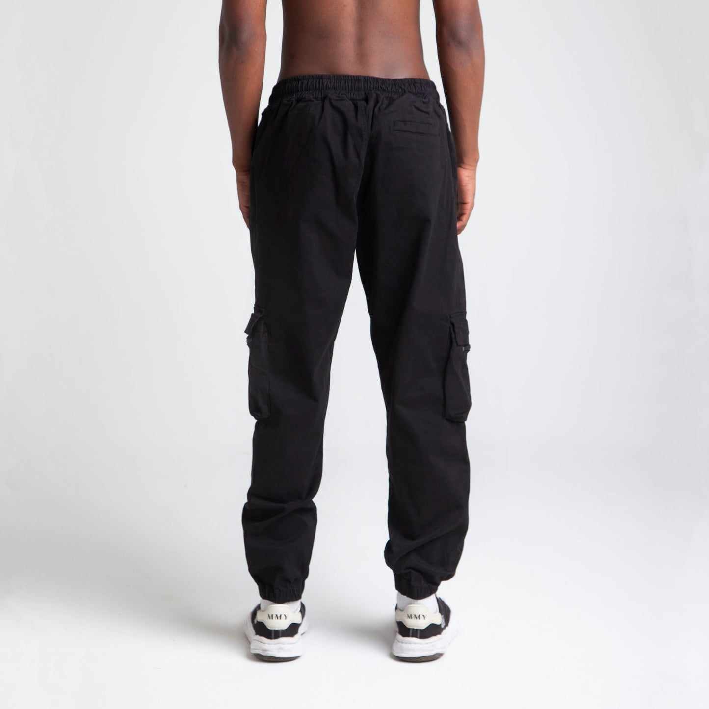 Pantalón Cargo Bota Resorte Negro Buds