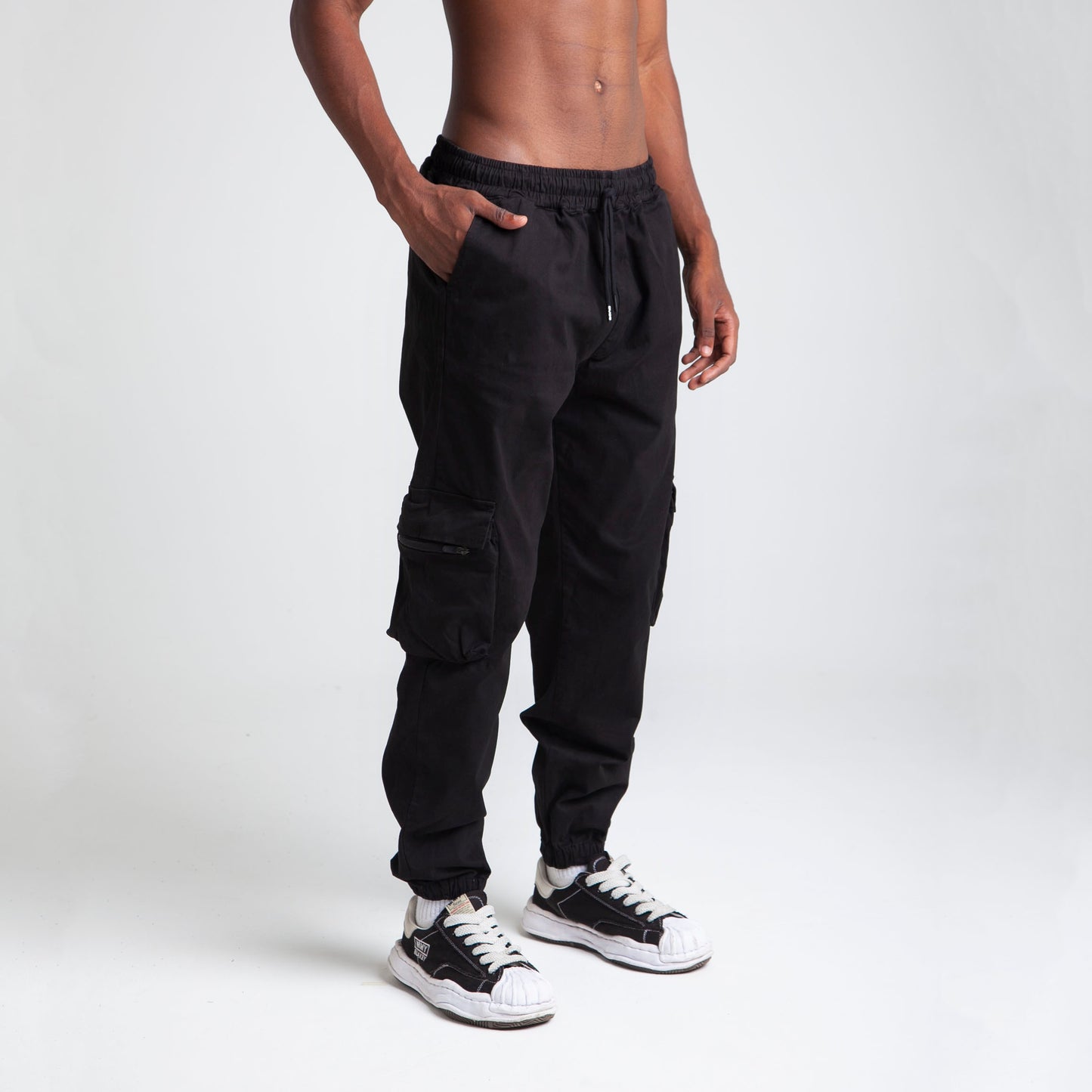 Pantalón Cargo Bota Resorte Negro Buds