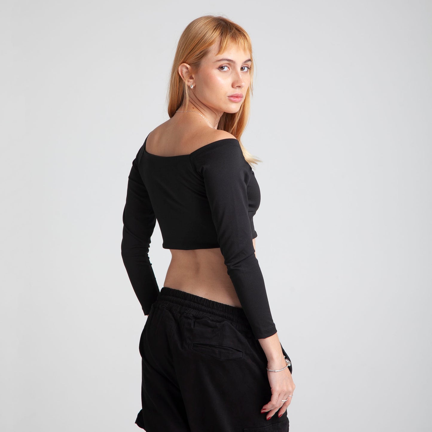 Buzo Crop Top Mujer Negro Buds