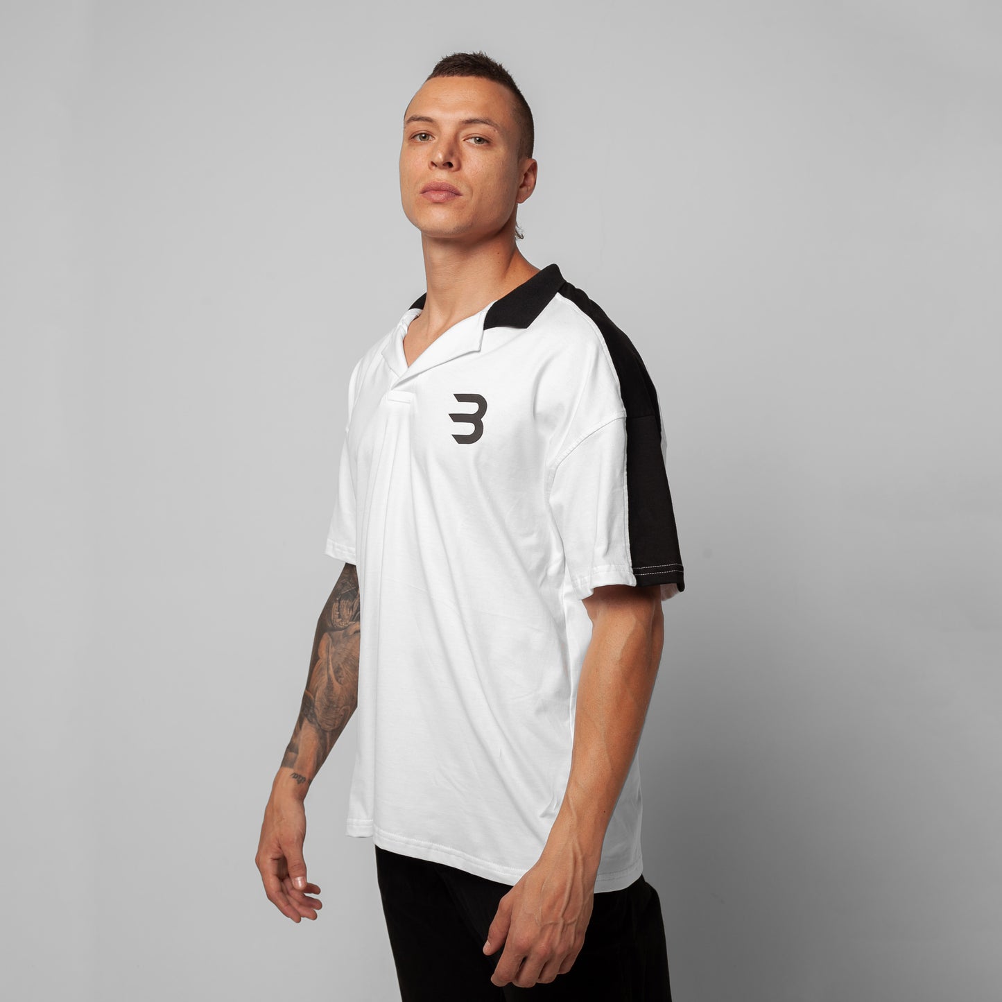 Camiseta Polo Blanca Corte Negro