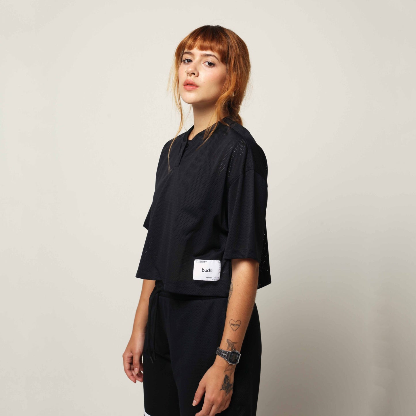 Crop Top Malla Beisbolera Negro Buds