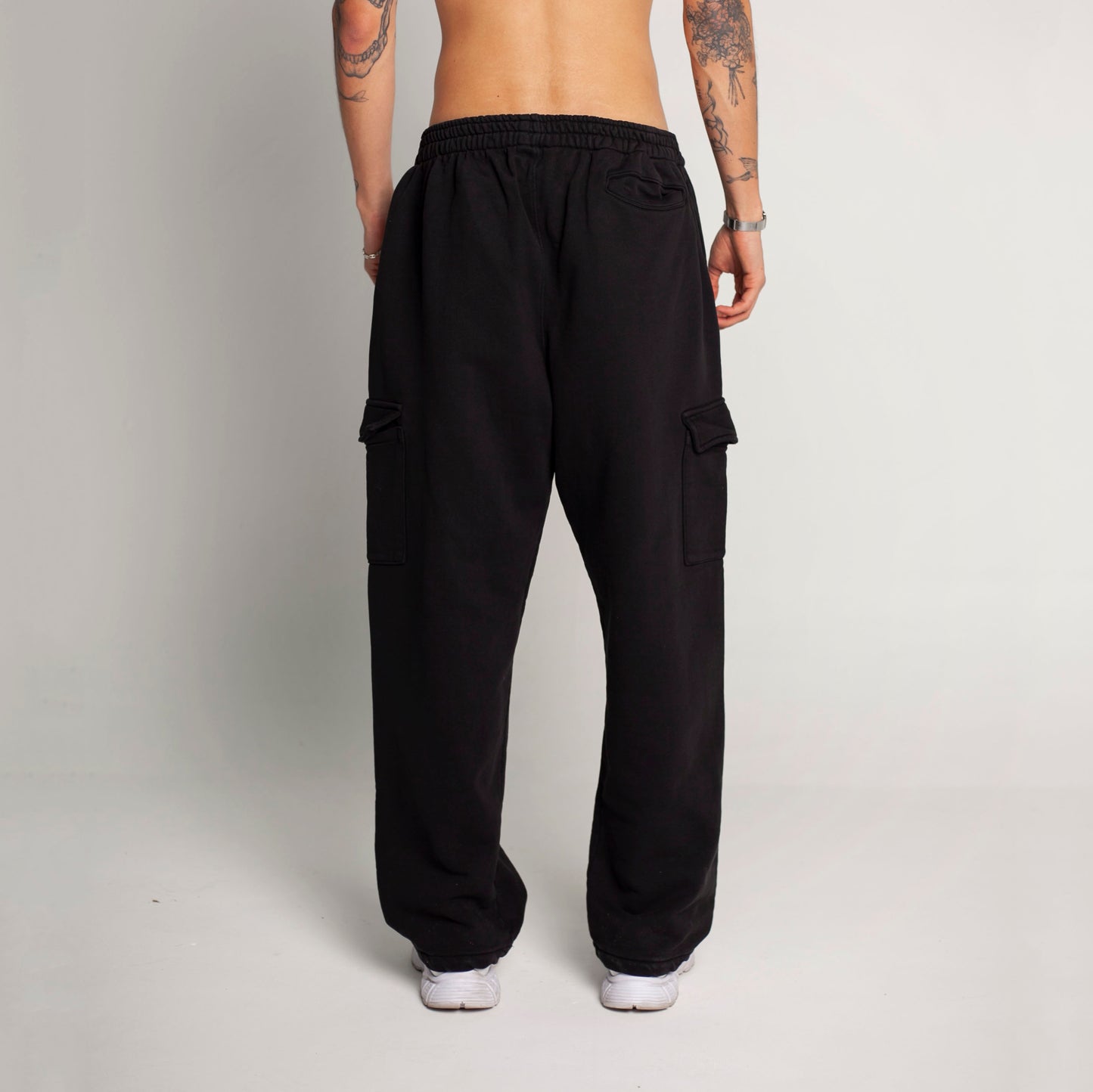 Sudadera Bota Recta Negra Tela Alto Gramaje 400G