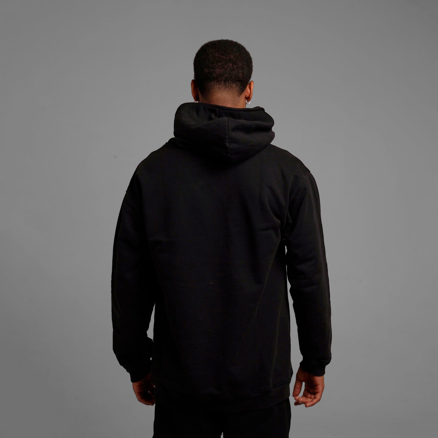 Buzo Hoodie Negro Tela Alto Gramaje 385 G