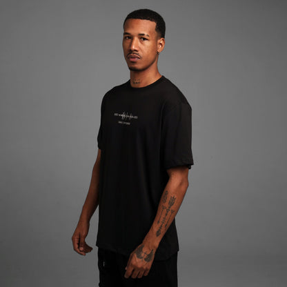 Camiseta Regular Fit Negra Buds