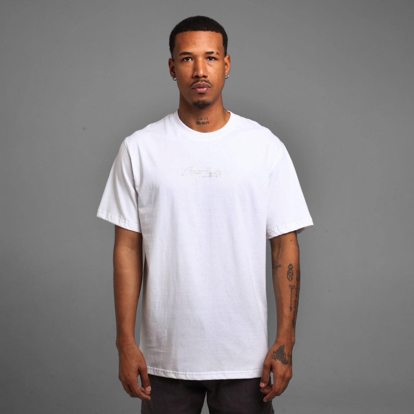 Camiseta Regular Fit Blanca Buds