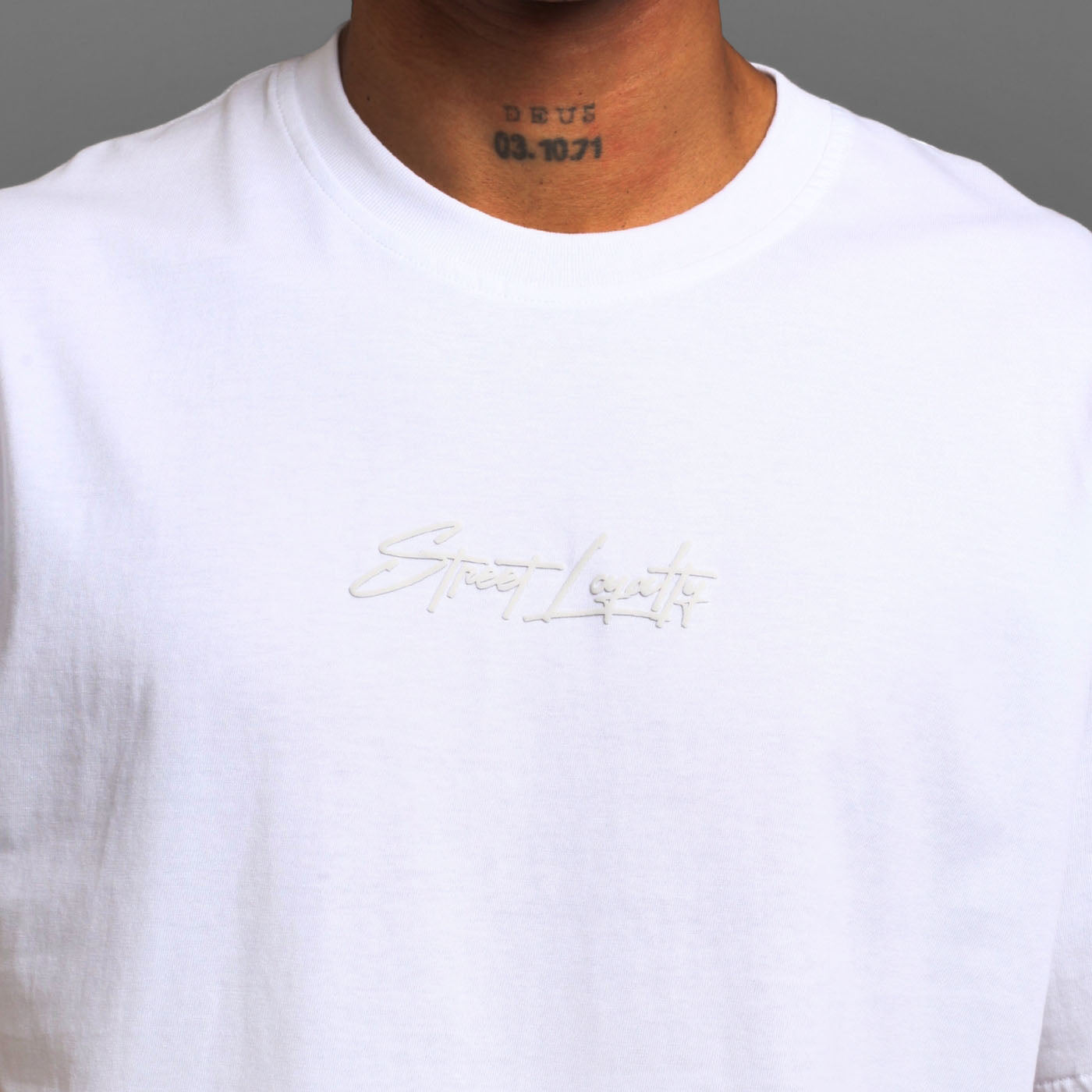 Camiseta Regular Fit Blanca Buds