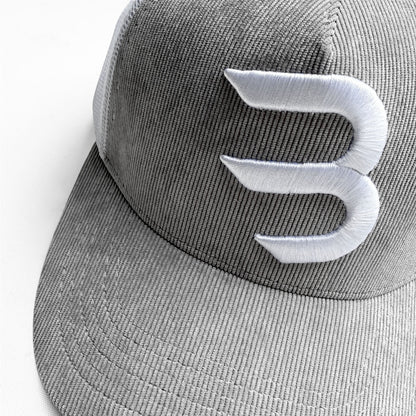Gorra Gris Malla Blanca Buds