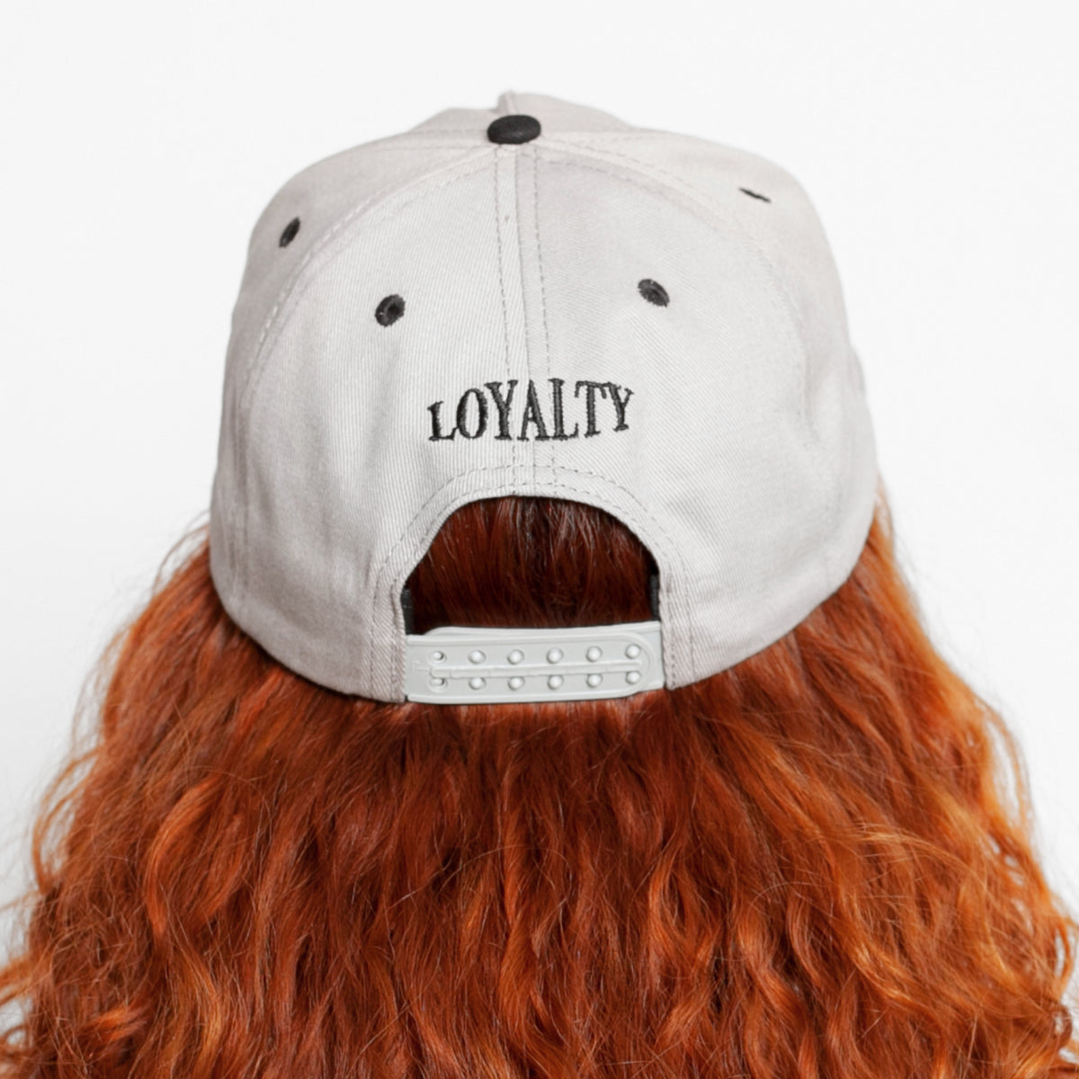 Gorra Golfer Gris Buds