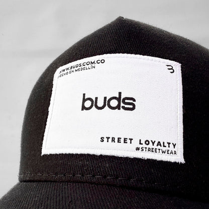 Gorra Negra Malla Marquilla Buds