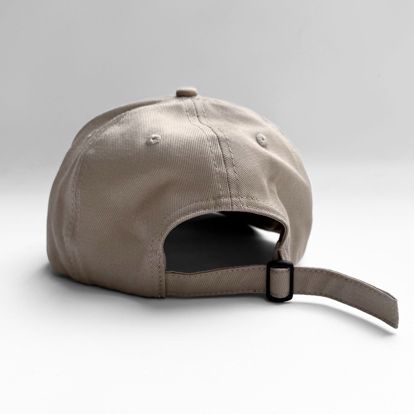 Gorra Beige con Teja Chocolate Adentro Buds