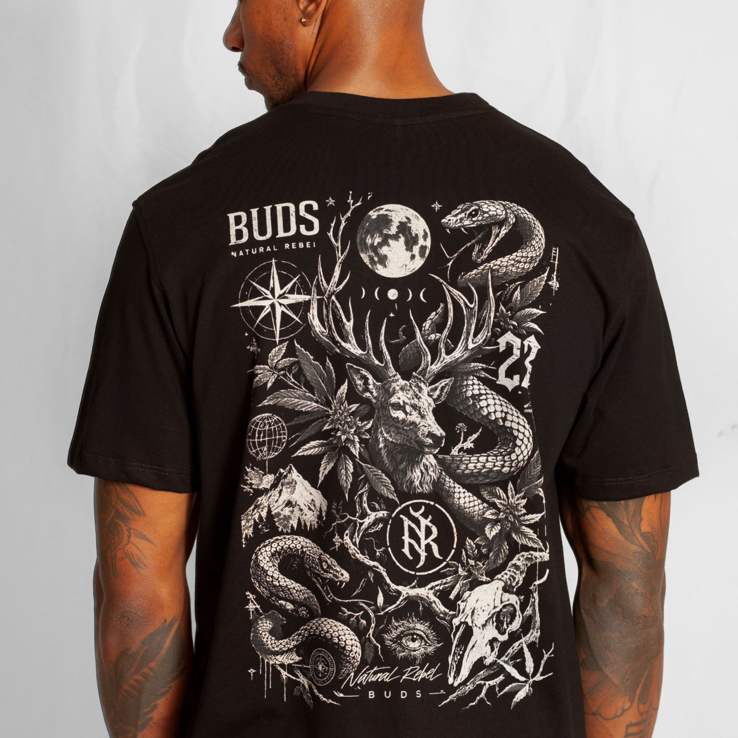 Camiseta Regular Hombre Negra Buds