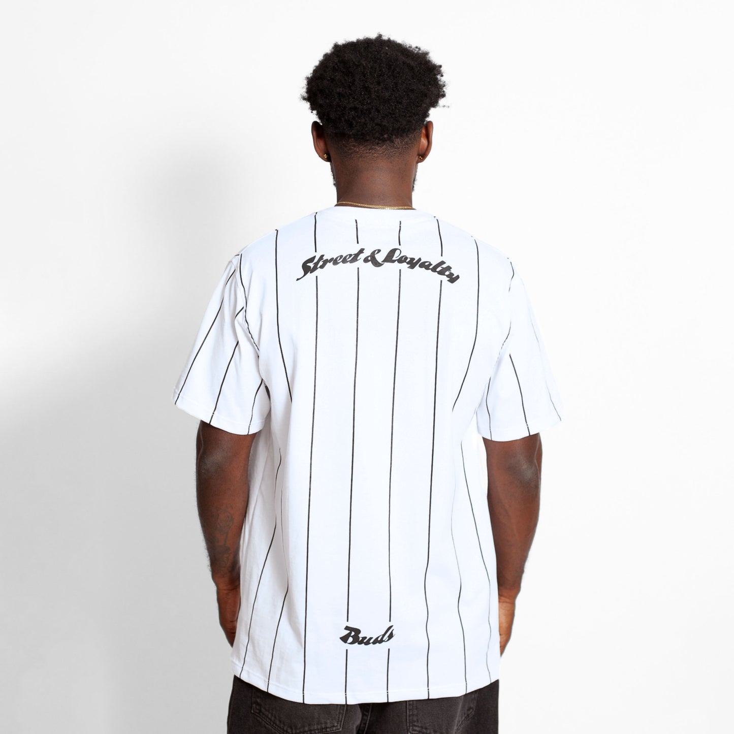 Camiseta Regular Hombre Blanca Lineas Buds