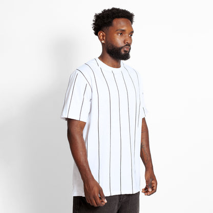Camiseta Regular Hombre Blanca Lineas Buds