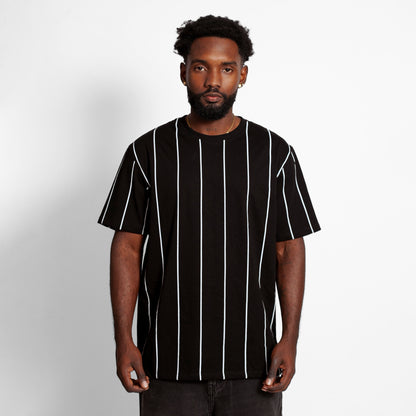Camiseta Regular Hombre Negra Líneas Buds