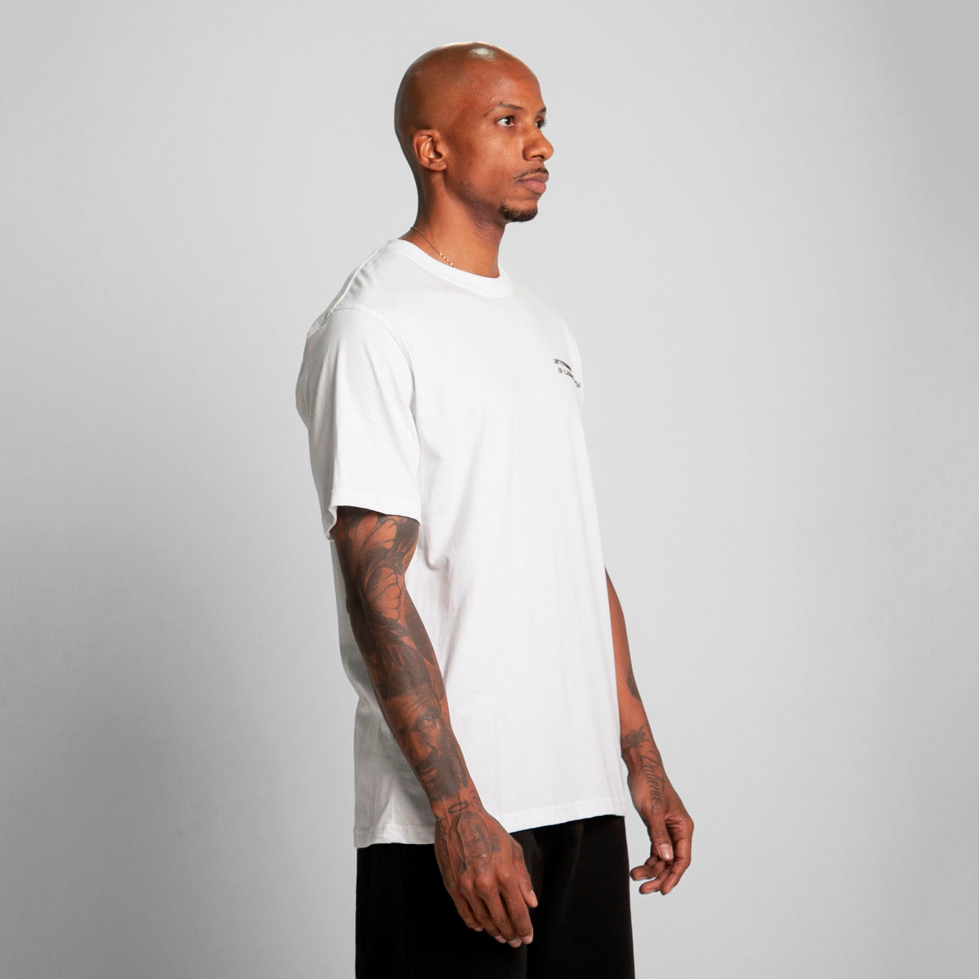 Camiseta Regular Fit Blanca Buds