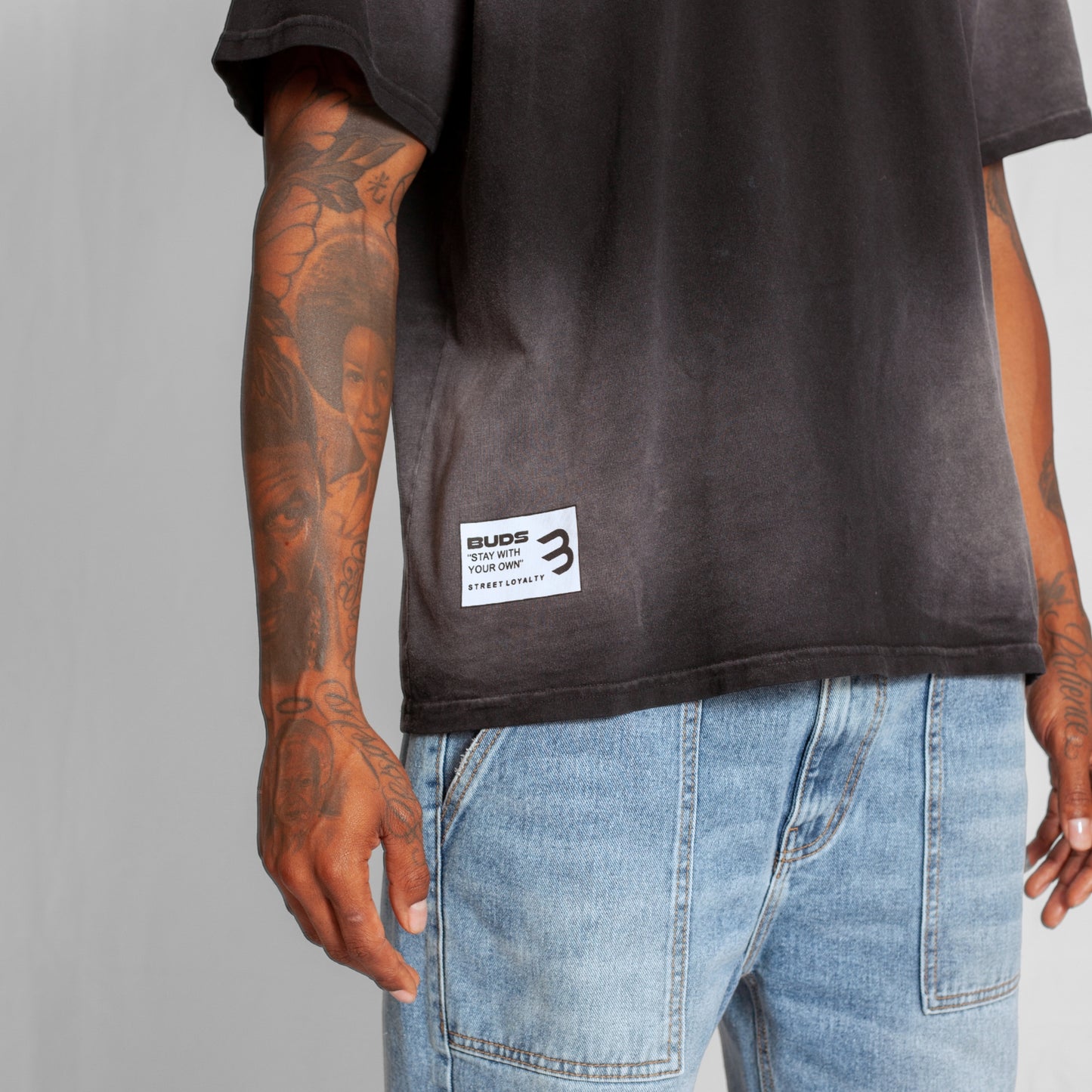 Camiseta Oversize Hombre Negra Degradé Alto Gramaje 250G