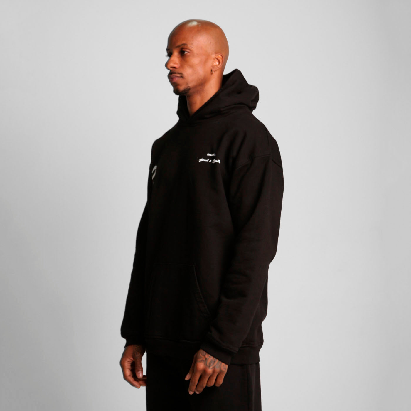 Buzo Hoodie Negro Tela Alto Gramaje 400G