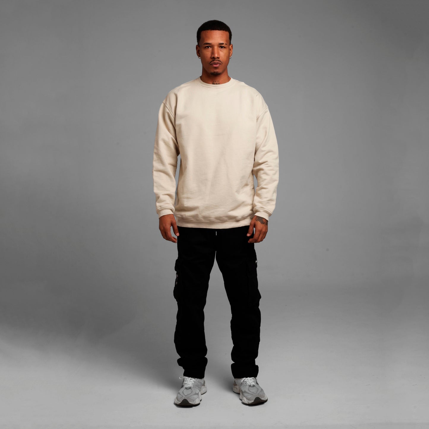 Buzo Crewneck Beige Tela Alto Gramaje 385G