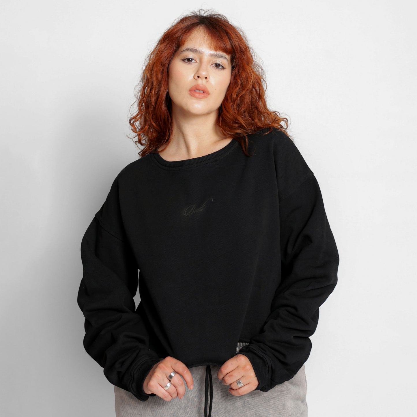 Buzo Crop Top Oversize Mujer Negro Buds