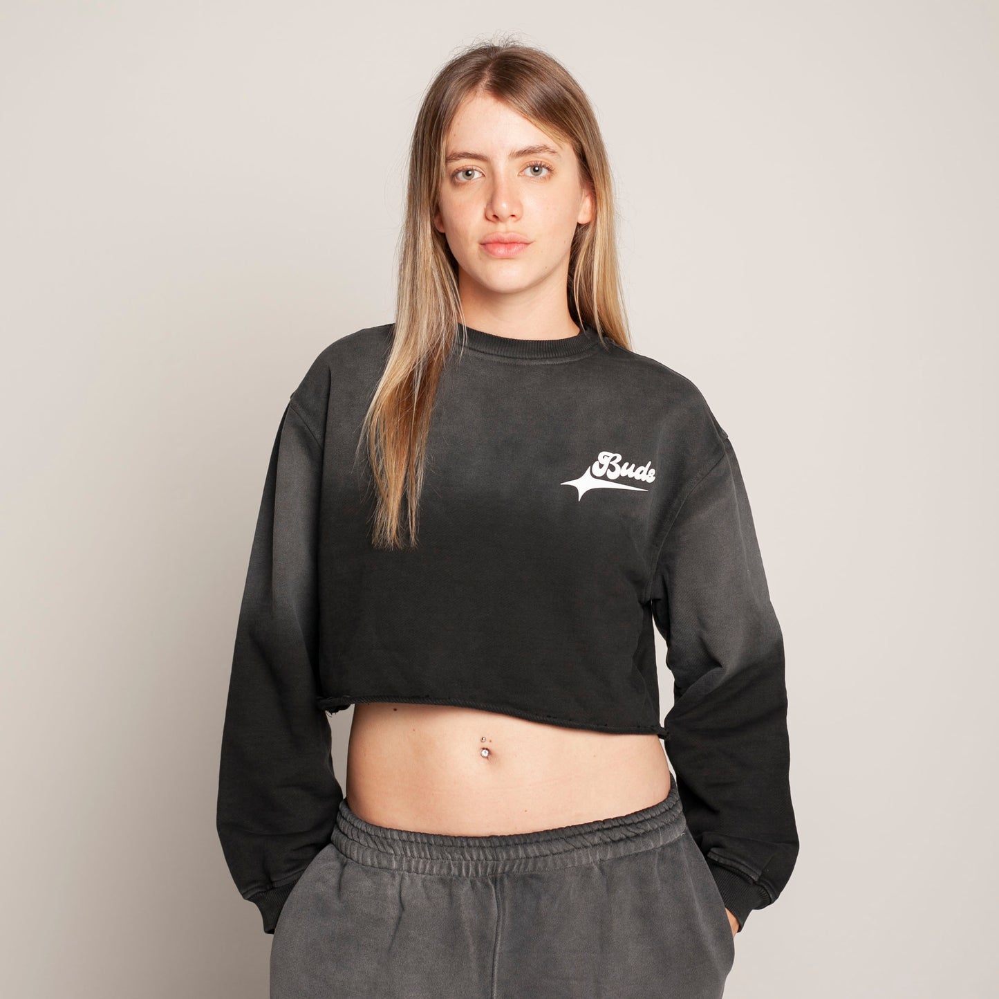 Buzo Crop Top Crewneck Gris Degradé Tela Alto Gramaje 400G