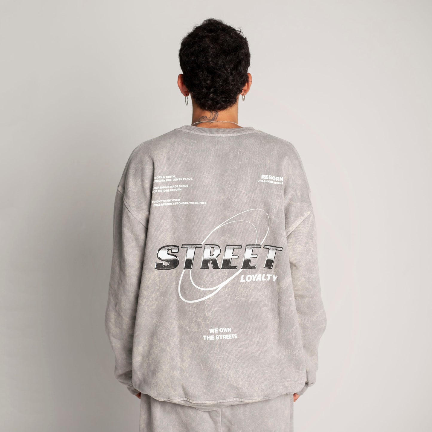 Buzo Crewneck Gris Acid Wash Tela Alto Gramaje 400G