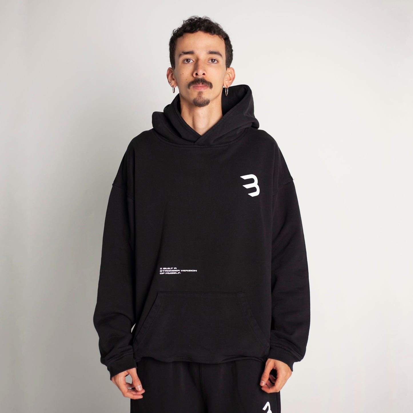 Buzo Hoodie Negro Tela Alto Gramaje 400G