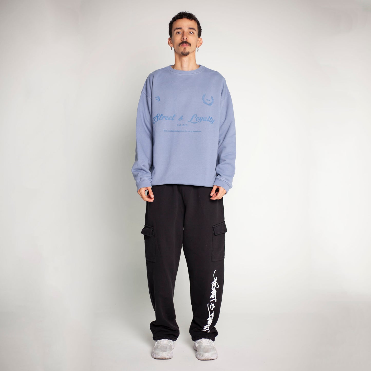 Buzo Crewneck Azul Tela Alto Gramaje 400G