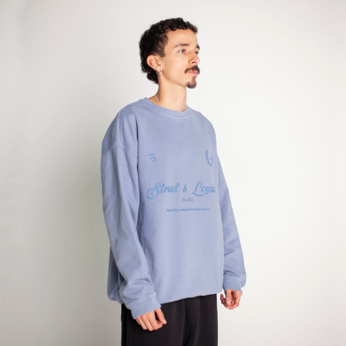Buzo Crewneck Azul Tela Alto Gramaje 400G