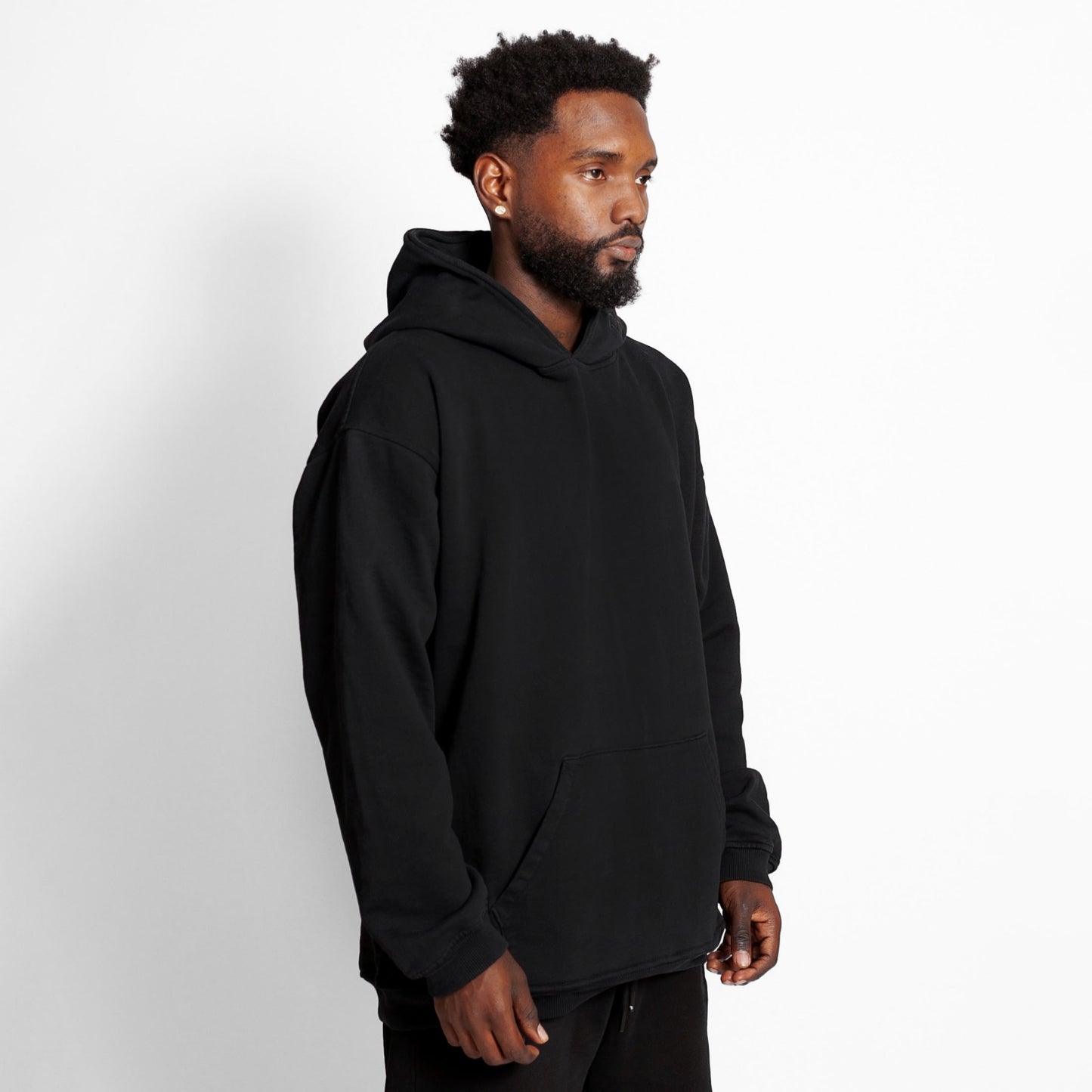 Buzo Hoodie Negro Tela Alto Gramaje 400G