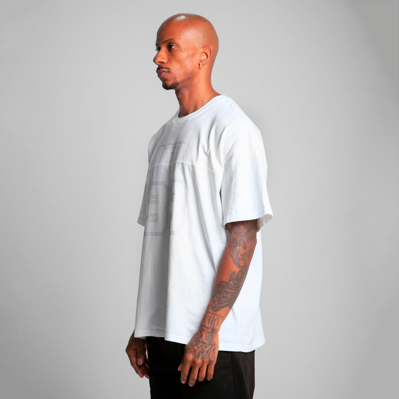 Camiseta Oversize Cortes Hombre Blanco Alto Gramaje 250G