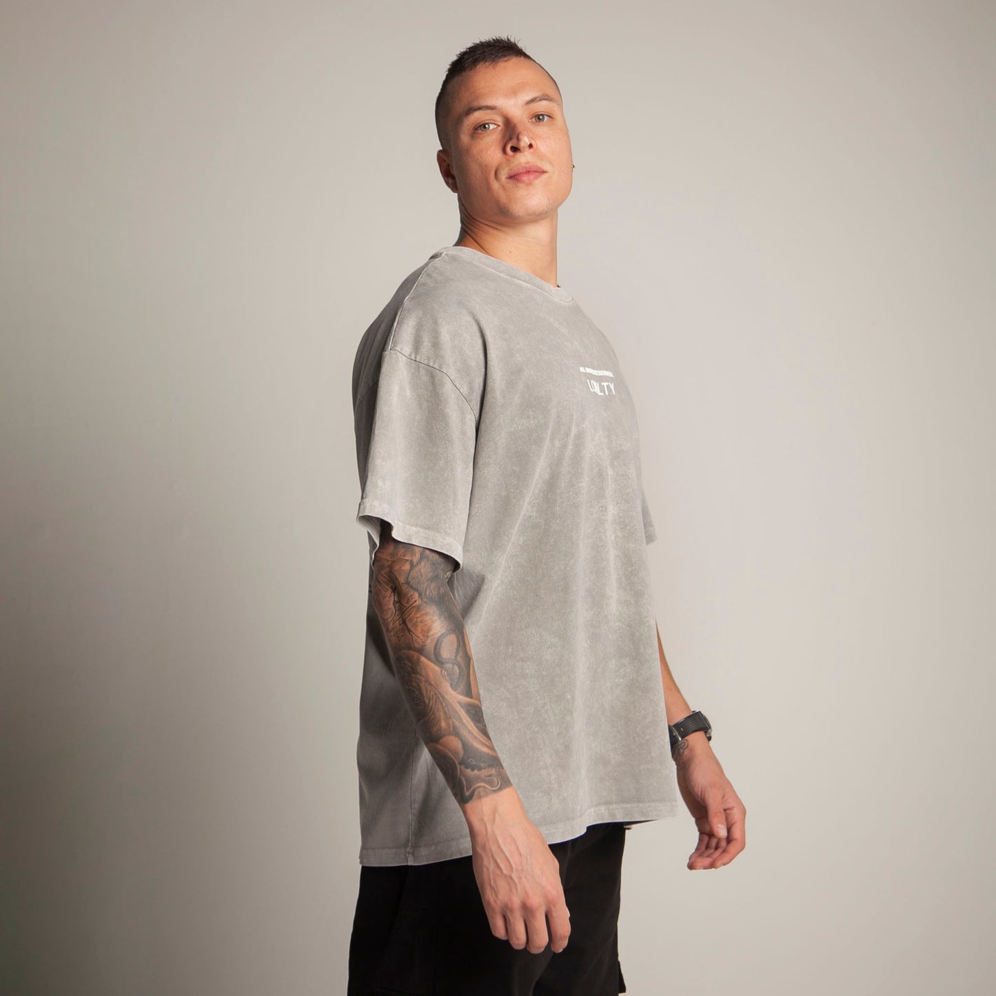 Camiseta Oversize Hombre Acid Wash Gris Alto Gramaje 250G