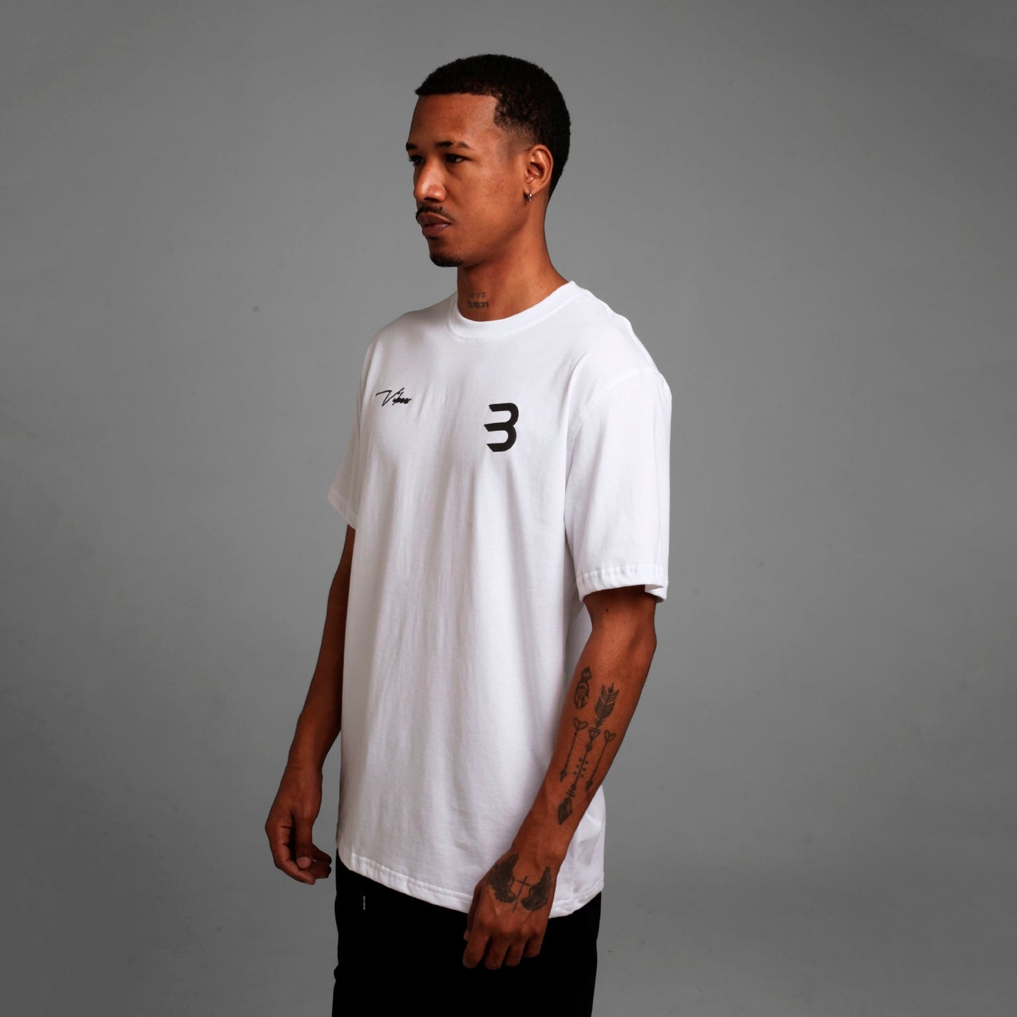 Camiseta Regular Fit Blanca Buds
