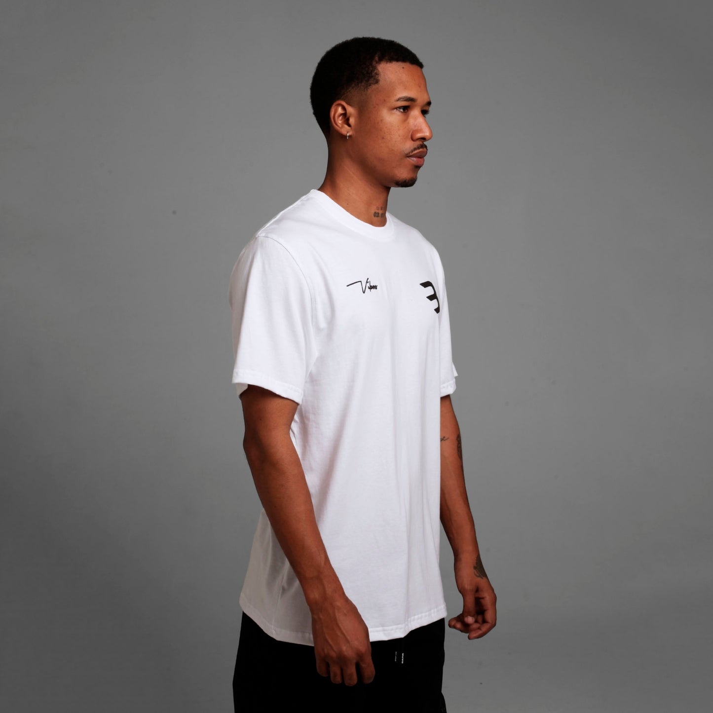 Camiseta Regular Fit Blanca Buds