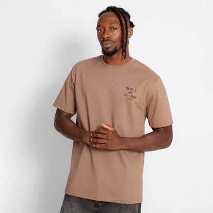 Camiseta Regular Hombre Café Buds