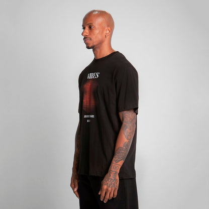 Camiseta Regular Fit Negro Buds