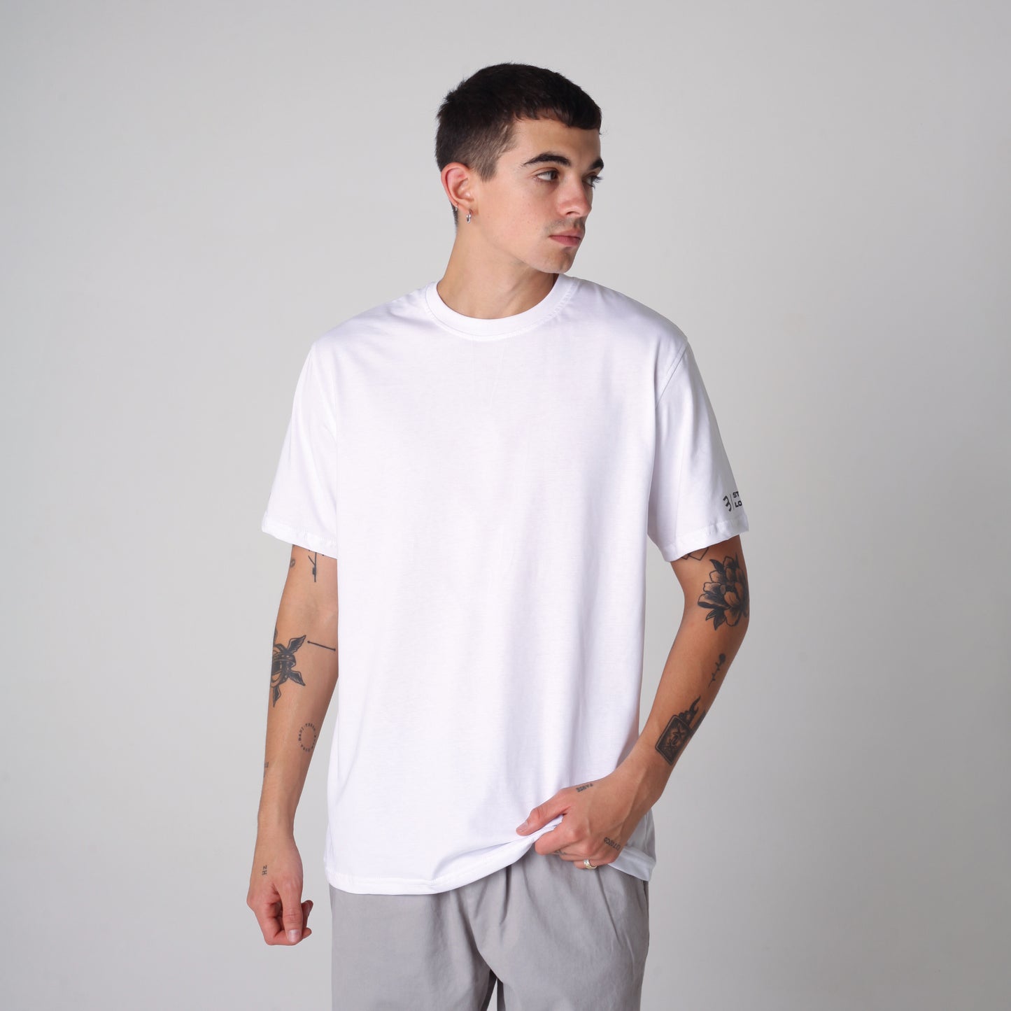 Camiseta Regular Hombre Blanca Buds