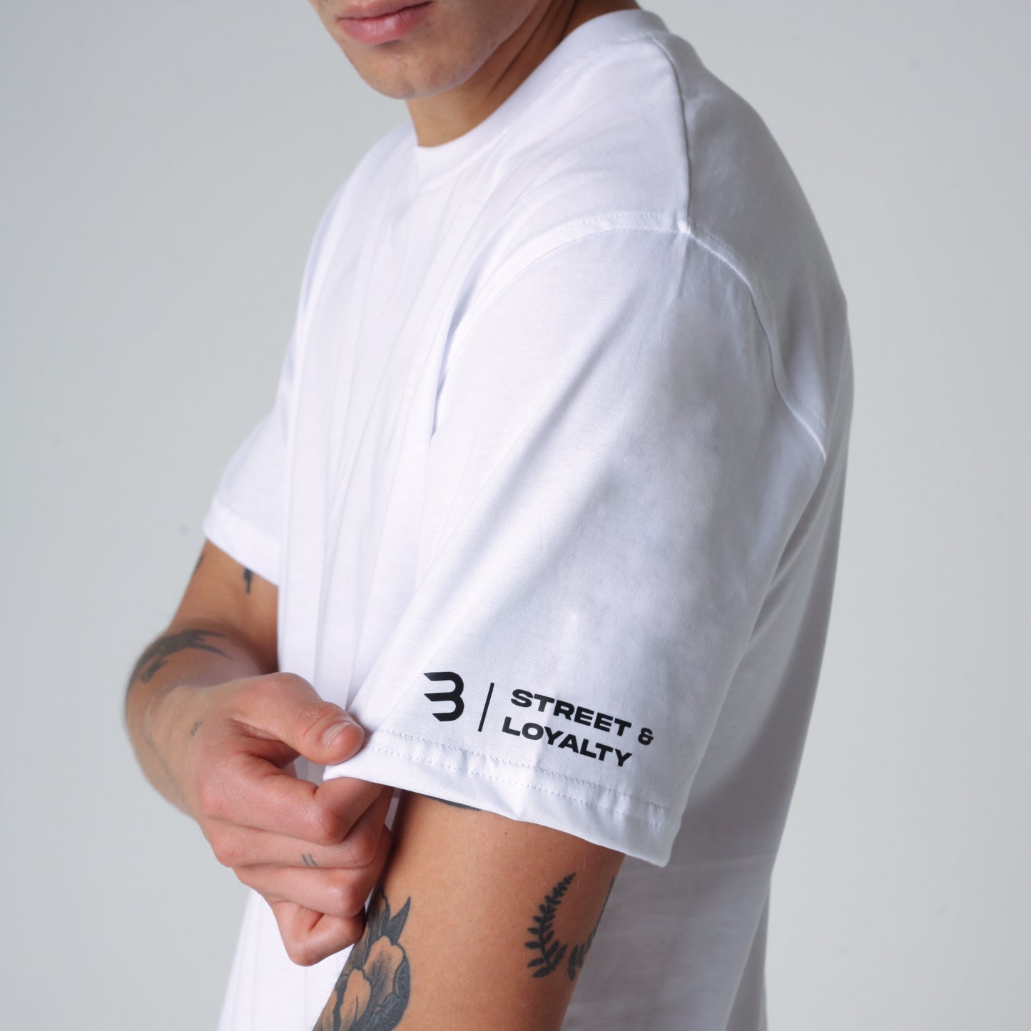 Camiseta Regular Hombre Blanca Buds