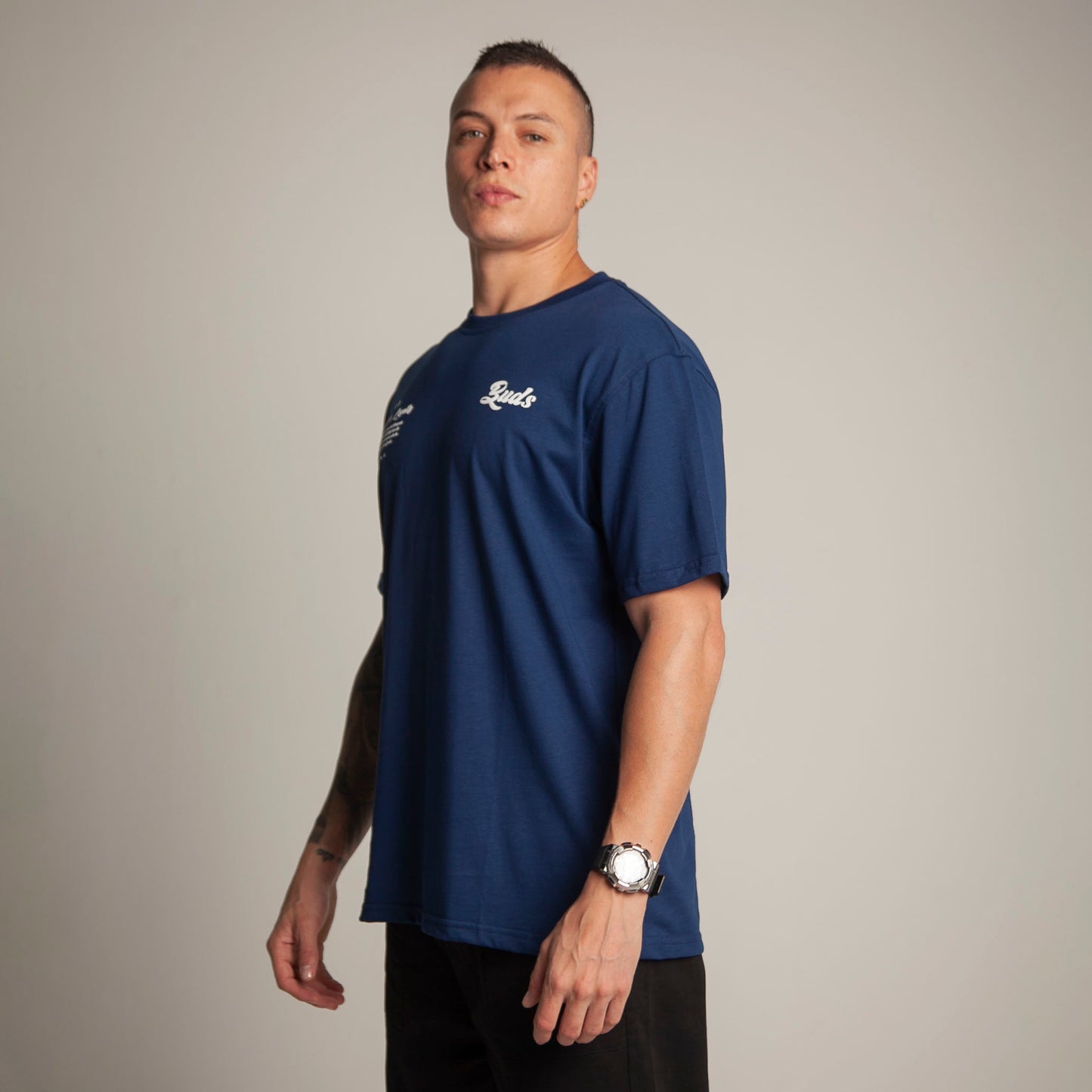 Camiseta Regular Hombre Azul Buds