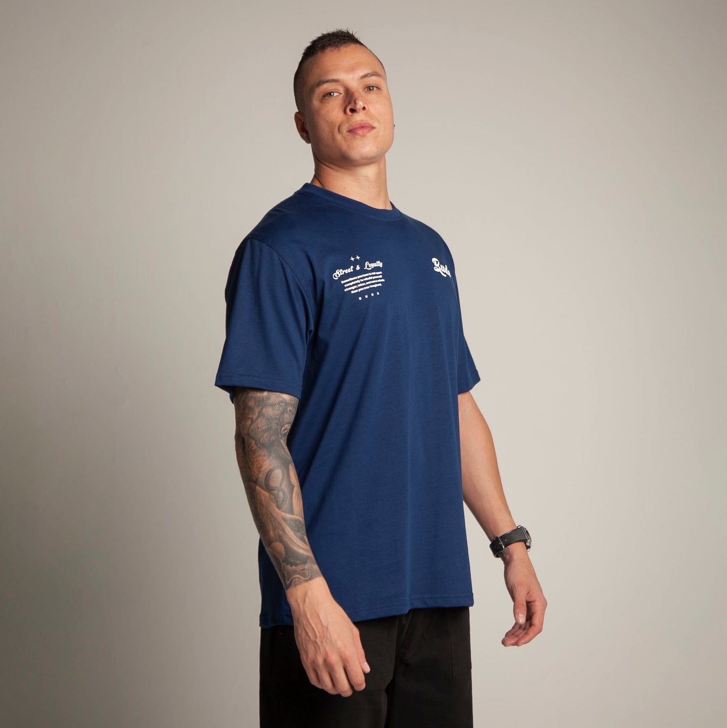 Camiseta Regular Hombre Azul Buds