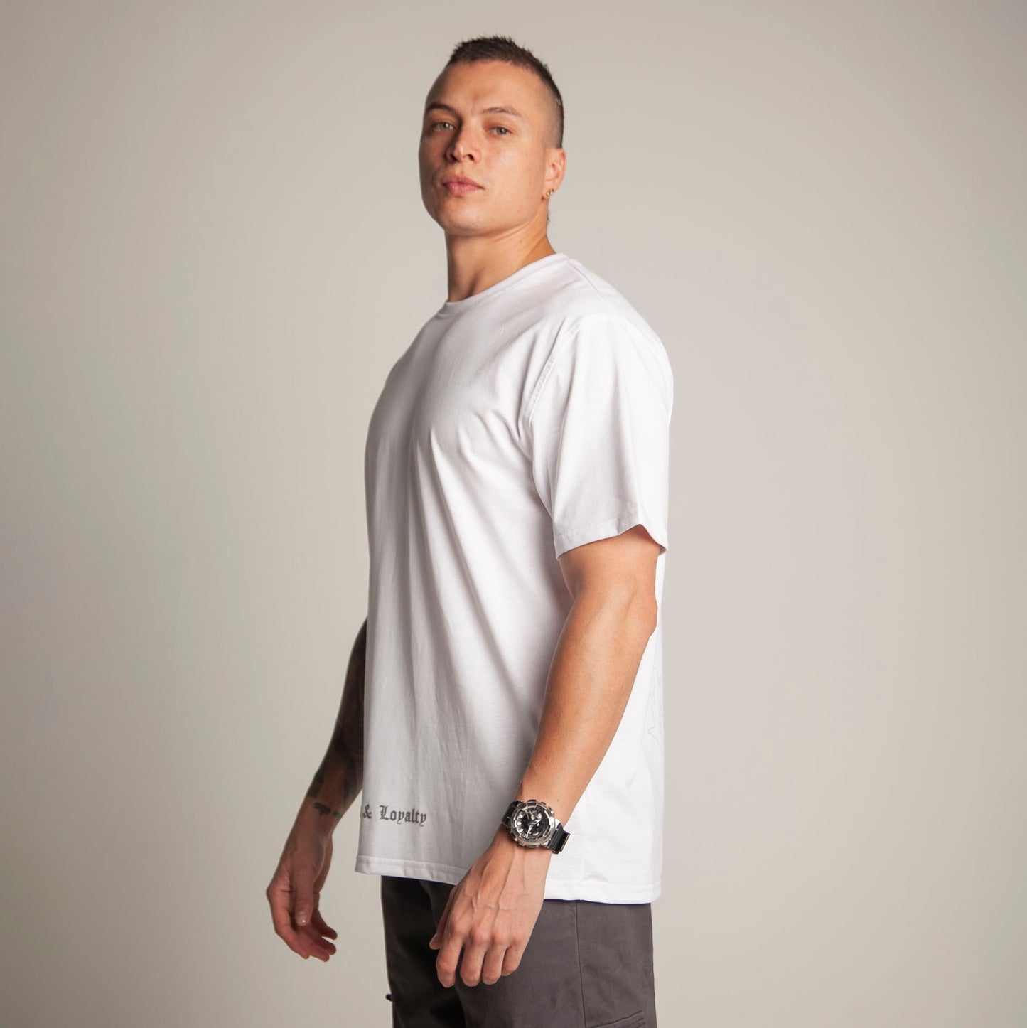 Camiseta Regular Hombre Blanca Buds